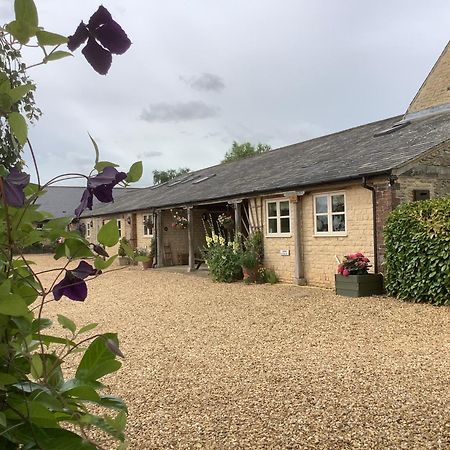 Hollyhock Cottage, Clematis Cottages, สแตมฟอร์ด ภายนอก รูปภาพ