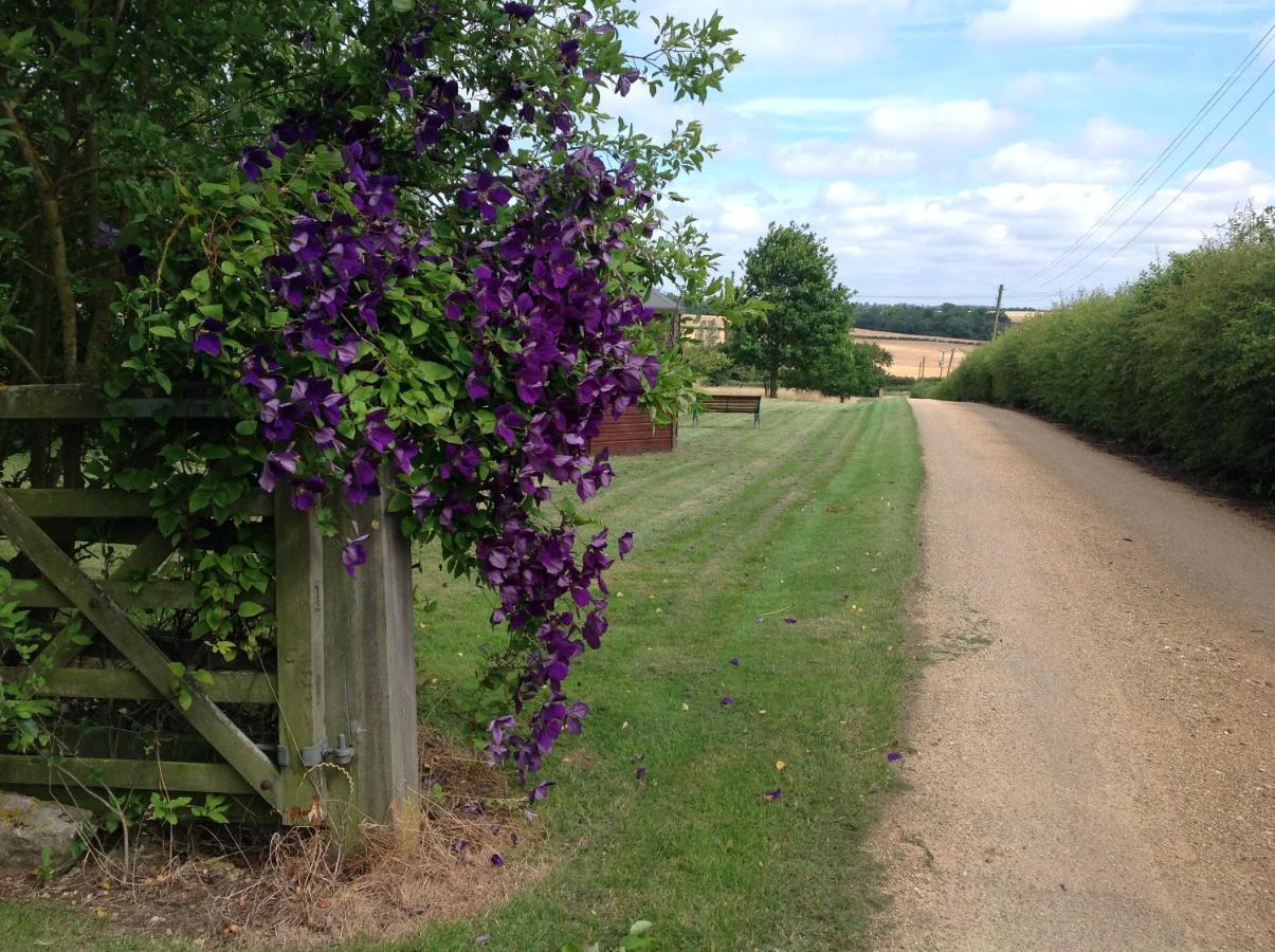 Hollyhock Cottage, Clematis Cottages, สแตมฟอร์ด ภายนอก รูปภาพ